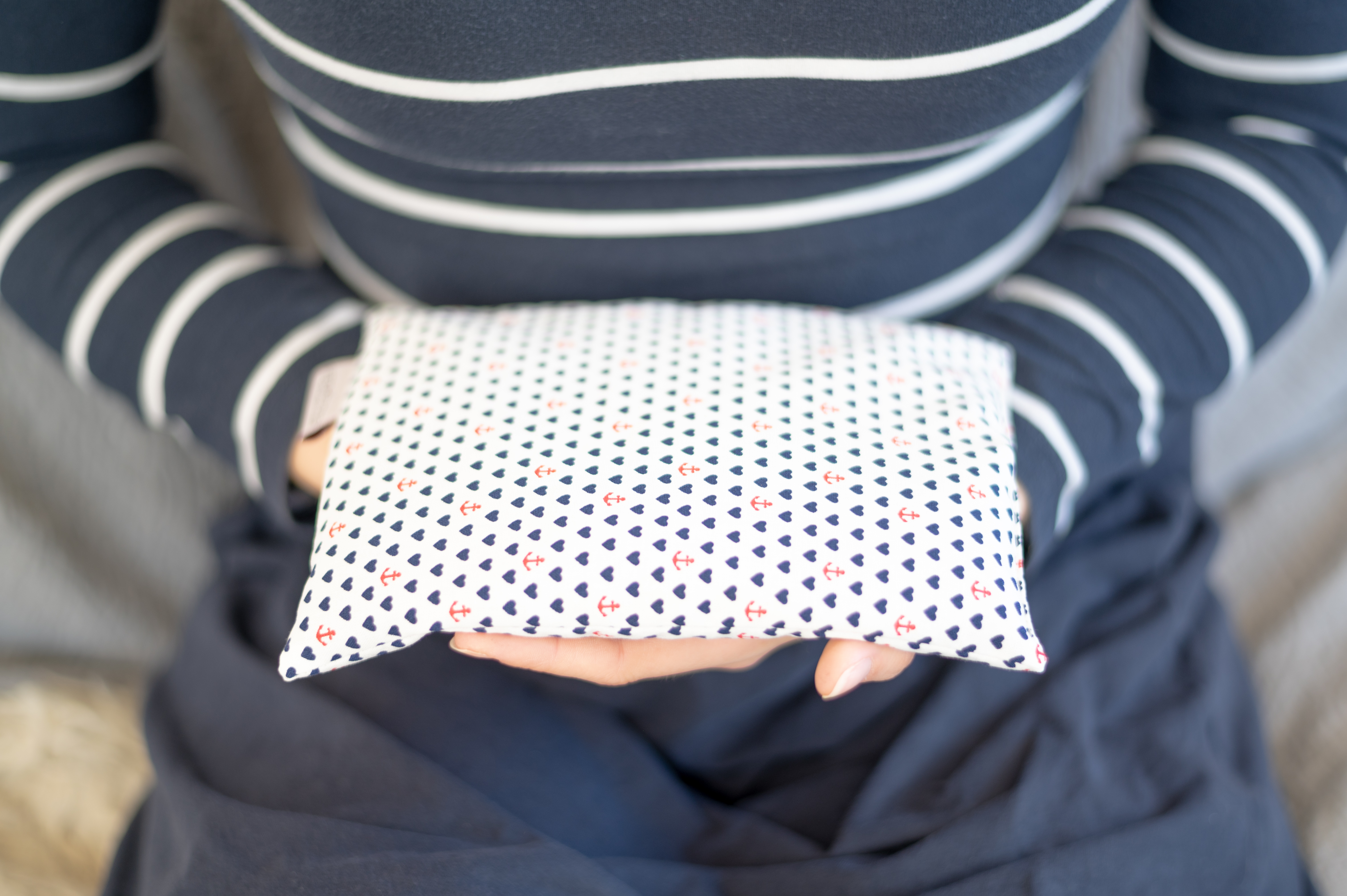 Kleiner Klassiker mit Kirschkernfüllung Maritime Kollektion