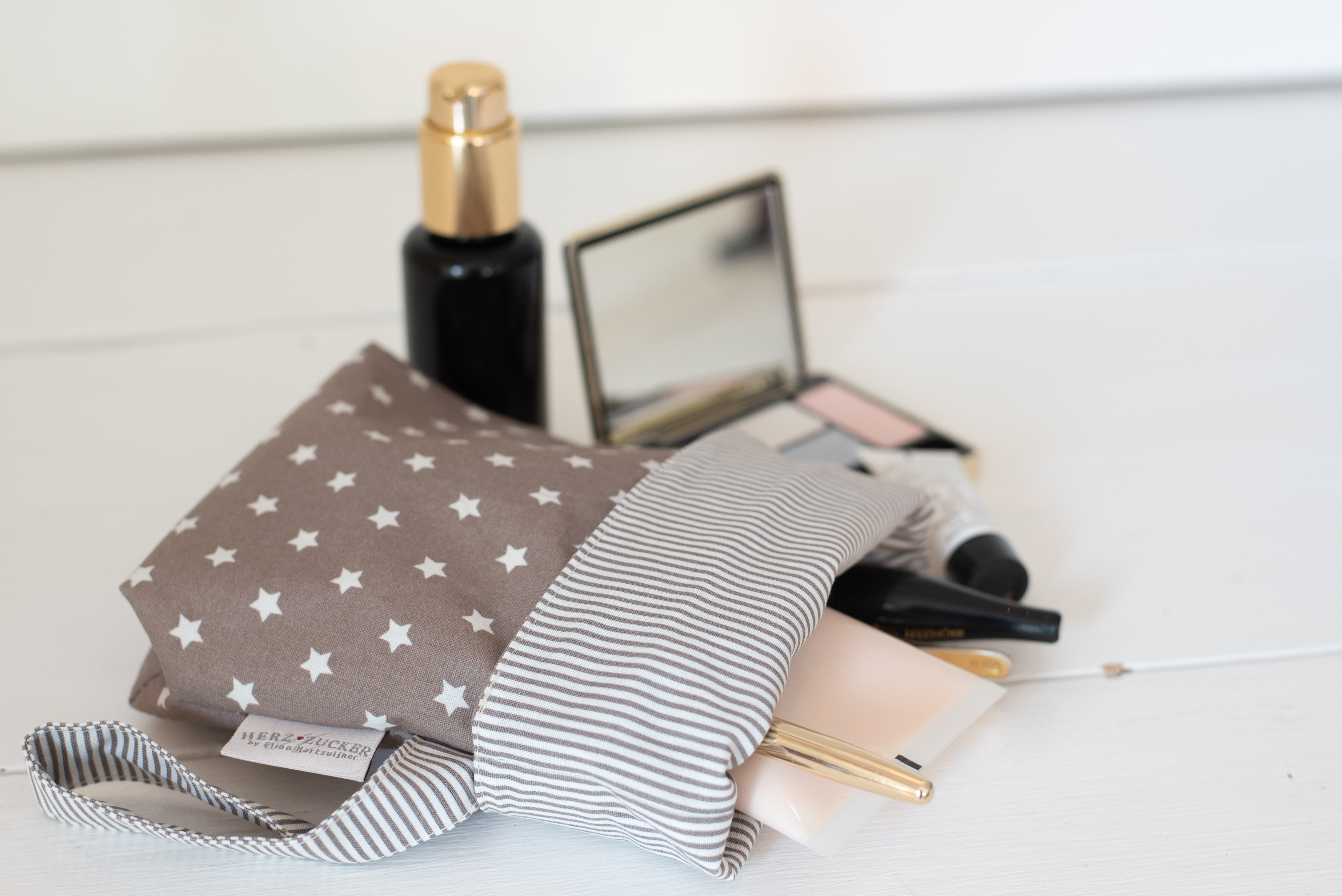 Kosmetiktasche - Größe S -